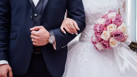 Istriku Mengaku Hamil dengan Orang Lain di Hari Pernikahan Kami - GenPI.co