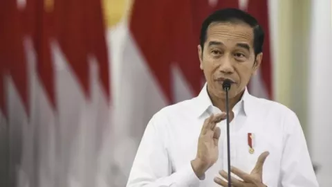 Pakar Bongkar Taktik Jokowi Pasang Risma dan Sandi di Kabinet - GenPI.co