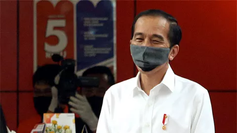 Mendadak Sebut Buzzer, Yan Harahap Buyarkan Mimpi Presiden Jokowi - GenPI.co