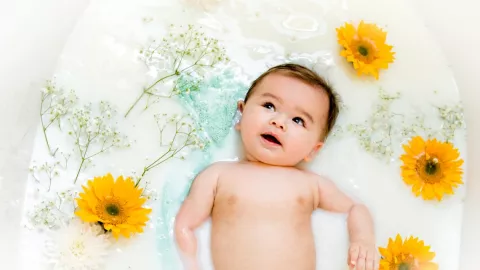 Inspirasi Nama Bayi yang Jadi Tren di Tahun 2021 - GenPI.co