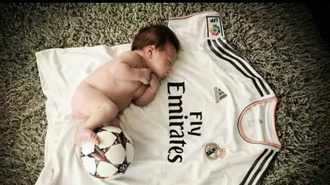 Top Banget, Nama Bayi Terinspirasi dari Legenda Real Madrid - GenPI.co
