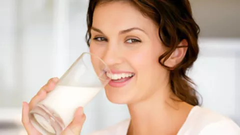 Susu Ditambah Merica Khasiatnya Tak Main-main, Bagus buat Wanita - GenPI.co