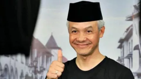 Berkah Ditolak Elite PDIP, Ganjar Disebut The Next Jokowi - GenPI.co