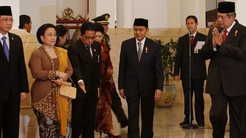 Bapak Bansos vs Madam Bansos, Anak Buah SBY-Megawati Sulit Akur - GenPI.co