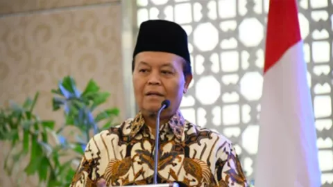 Mendadak Hidayat Nur Wahid Tegas Ingatkan Mensos Risma, Simaklah - GenPI.co