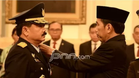 Polemik Alutsista, Orang Kuat Jokowi Harus Turun Tangan - GenPI.co