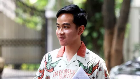 Pukulan Telak untuk Anak Jokowi, Pengamat Sampaikan Hal Penting - GenPI.co