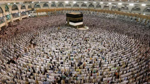 Soal Pembatalan Haji 2021, Pengamat Ungkap Hal Penting - GenPI.co