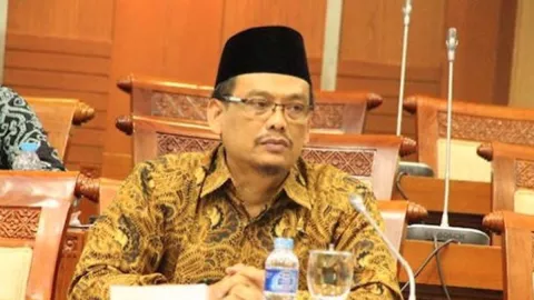 Fikri Faqih Minta Nadiem Terbuka Soal Perkembangan Formasi PPPK - GenPI.co