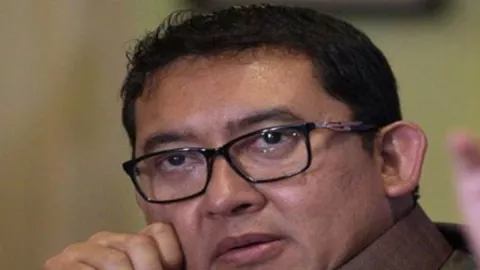 Fadli Zon Suruh Ari Kuncoro Pilih, Komisaris BUMN atau Rektor UI? - GenPI.co
