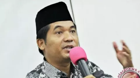 Direktur Lingkar Madani Indonesia: Pilpres 2024 Ada 2 Kelompok - GenPI.co