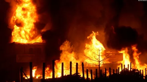 Sedih, Ibu dan Anak Terbakar Dalam Mobil di Bandung - GenPI.co