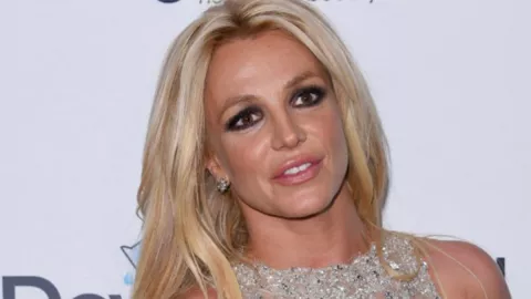 Berita Duka, Britney Spears Mengalami Keguguran - GenPI.co