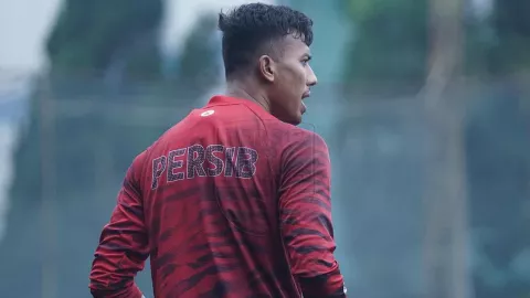 Setelah Berdarah-darah, Kiper Persib Sampaikan Hal Penting - GenPI.co