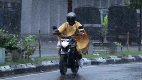 Peringatan Dini BMKG, Provinsi Ini Diprakirakan Hujan Lebat - GenPI.co