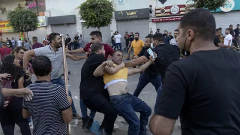 PBB Beber Brutalnya Polisi Otoritas Palestina, Pedemo Dibeginikan - GenPI.co
