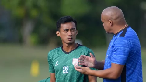 Manajemen Borneo FC Fokus Kembalikan Motivasi Pemain - GenPI.co