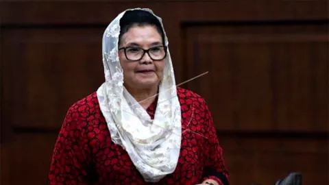 Siti Fadilah Curiga Ada yang Aneh Covid-19 di Indonesia - GenPI.co