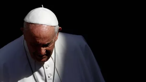 Paus Fransiskus Akui Ada Genosida Lalu Minta Maaf - GenPI.co