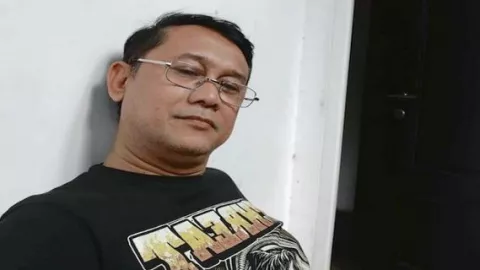 Denny Siregar Halangi Oposisi, Pengamat Beri Tamparan Keras - GenPI.co