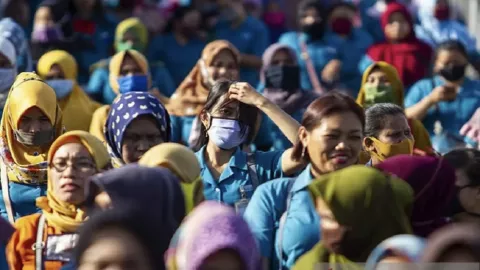 PPKM Darurat Diperpanjang, Ekonomi Indonesia Mengerikan - GenPI.co