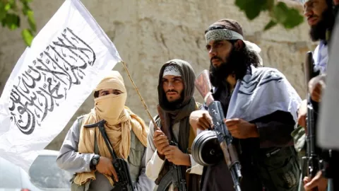 Rusia Turun Tangan, Pemerintah Afghanistan dan Taliban Bakal... - GenPI.co