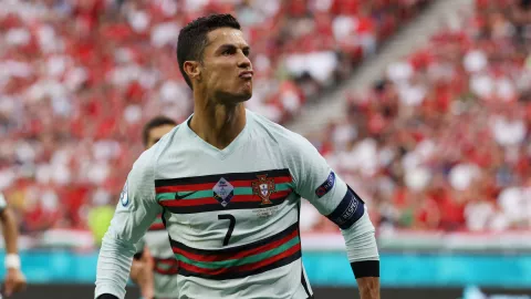 Usai Jadi Top Skor Piala Eropa, Ronaldo Bakal Juara Piala Dunia? - GenPI.co