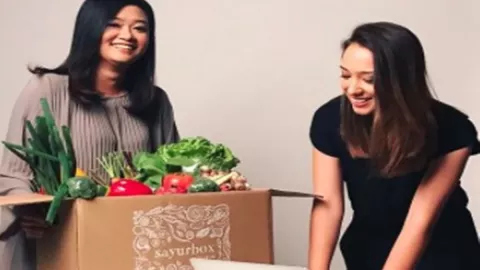 Wanita Cantik Suka Berkebun, Amanda Kini Sukses Bisnis Sayurbox - GenPI.co