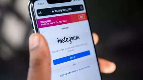 Makin Canggih, Instagram Stories Kini Bisa Terjemahkan Teks! - GenPI.co
