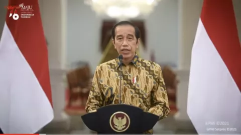 Jokowi Mati-matian, Ferdinand Sebut Nama Luhut - GenPI.co