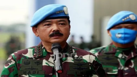 Pergantian Panglima TNI Memanas, Pengamat Bahas Kekuatan Politik - GenPI.co