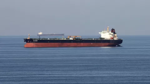 Manuver Maut Iran di Teluk UEA Bikin Cemas! Kapal Tanker Dibajak - GenPI.co
