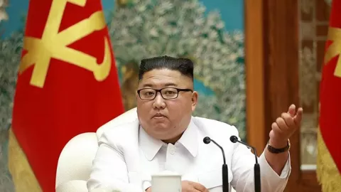 Kim Jong Un Ampun-Ampunan, Korea Utara Sempoyongan - GenPI.co