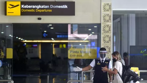 Polisi Palangka Raya Menangkap Pemalsuan Dokumen PCR di Bandara - GenPI.co