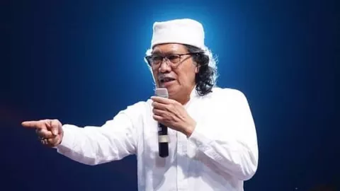 Cak Nun Marah Besar, Ada yang Diajak Duel - GenPI.co