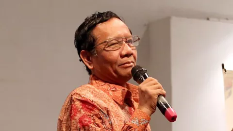 Puisi Mahfud MD di Hari Perhubungan Nasional Jadi Sorotan, Baca! - GenPI.co