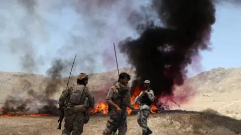 Pertempuran Terus Meluas, Bagaimana Nasib 6 WNI di Afghanistan? - GenPI.co