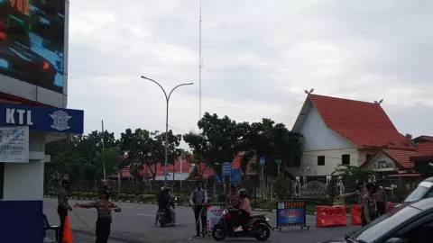 Covid-19 Meledak di Pekanbaru, Mobilitas Warga Diawasi - GenPI.co