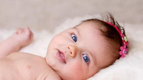 8 Inspirasi Nama Bayi Perempuan Bermakna Pintar, Banyak Dicari! - GenPI.co