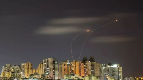 Serangan Maut Jet Tempur Israel, Hawa Kematian di Langit Gaza - GenPI.co