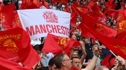 Publik Old Trafford Membisu, Manchester United Dikalahkan Burnley - GenPI.co