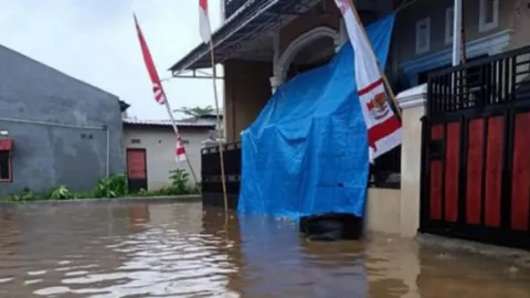 Warga Trauma, 3 Hari Terakhir Banjir Melanda Mamuju - GenPI.co