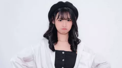 Buntut Foto Mesra Bareng Cowok, Ara Keluar dari JKT48 - GenPI.co