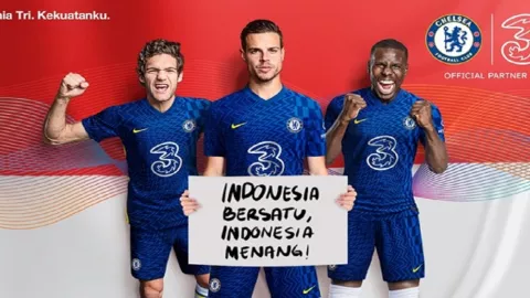 Ciamik, Logo Tri Indonesia Ada di Jersey Chelsea FC - GenPI.co