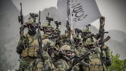 Pasukan Elite Taliban Gahar Banget, Lihat Tampang Mereka - GenPI.co