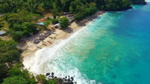 Intip Keindahan Kampung Halaman Apriyani dan Greysia di Sulawesi - GenPI.co
