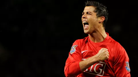 Hengkang ke Man United, Ronaldo Cuma Ingin Hindari Pajak? - GenPI.co