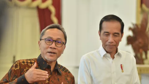 Zulkifli Hasan Didesak Keluar dari Koalisi Jokowi, Ini Alasannya - GenPI.co