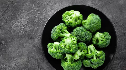 7 Khasiat Makan Brokoli Sangat Dahsyat, Bikin Terbelalak - GenPI.co