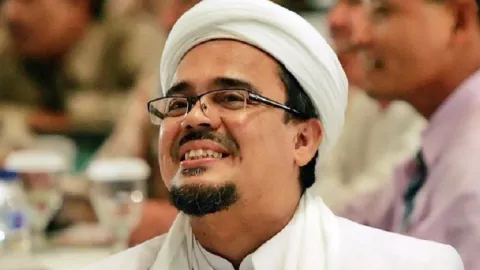 Habib Rizieq Tetap Dipenjara 4 Tahun, Pengamat: Berlebihan - GenPI.co